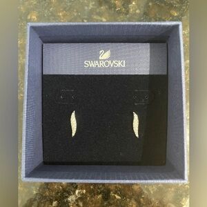Swarowski Crystal Aline earrings - never worn!